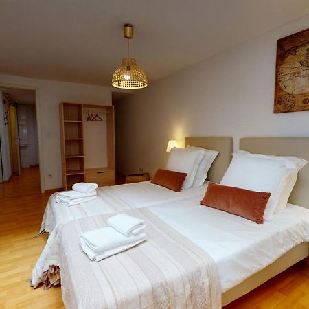 Апартаменти Duplex Des Dominicains - 1 Parking Gratuit - Hypercentre 6 Personnes Кольмар Екстер'єр фото